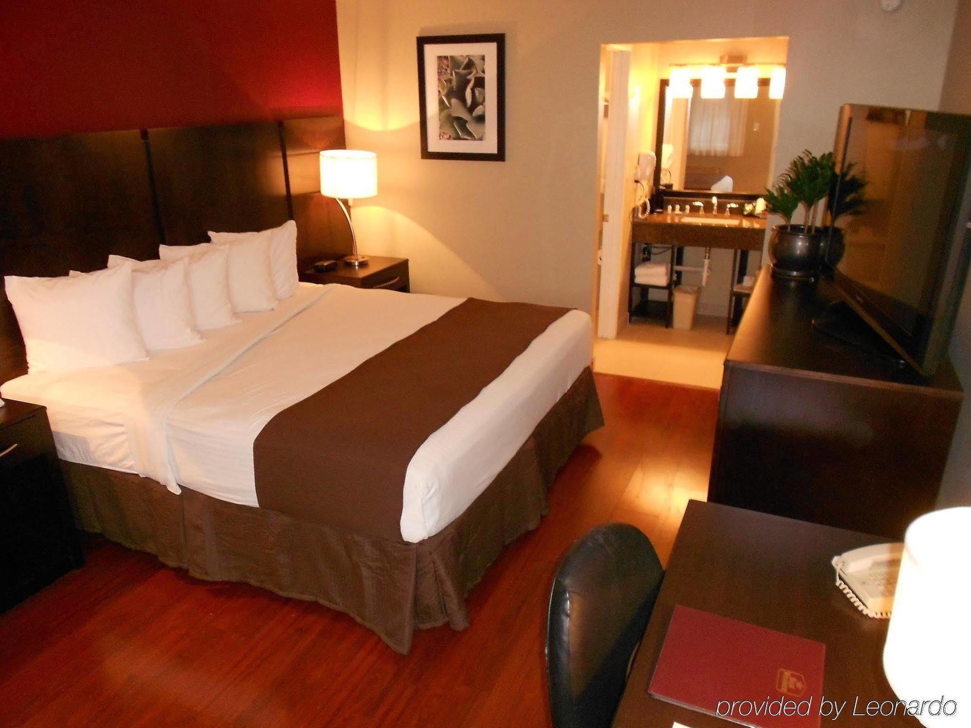 Quality Inn & Suites Phoenix Nw - Sun City Youngtown Kamer foto